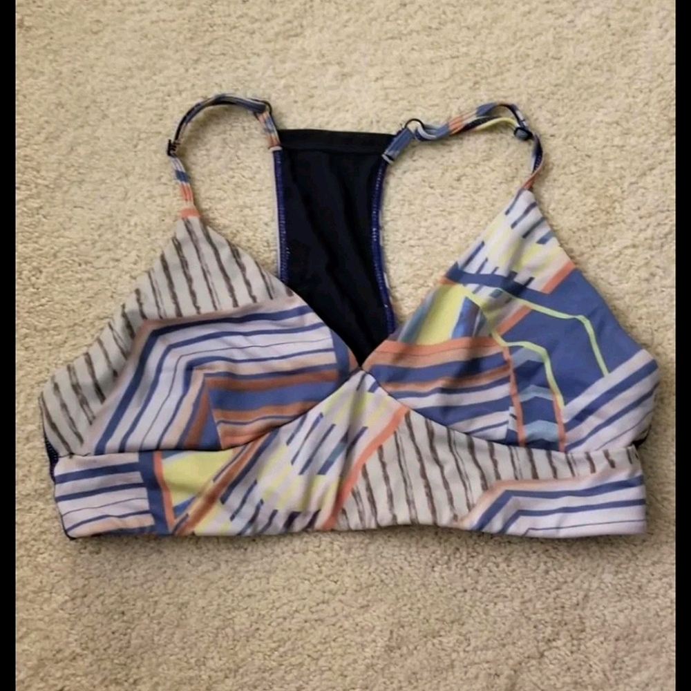 Vimmia geometric print sports bra